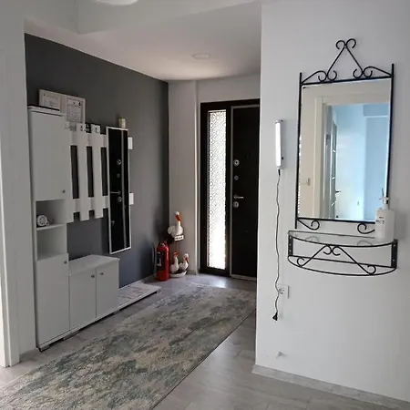Villa Meva Villa *